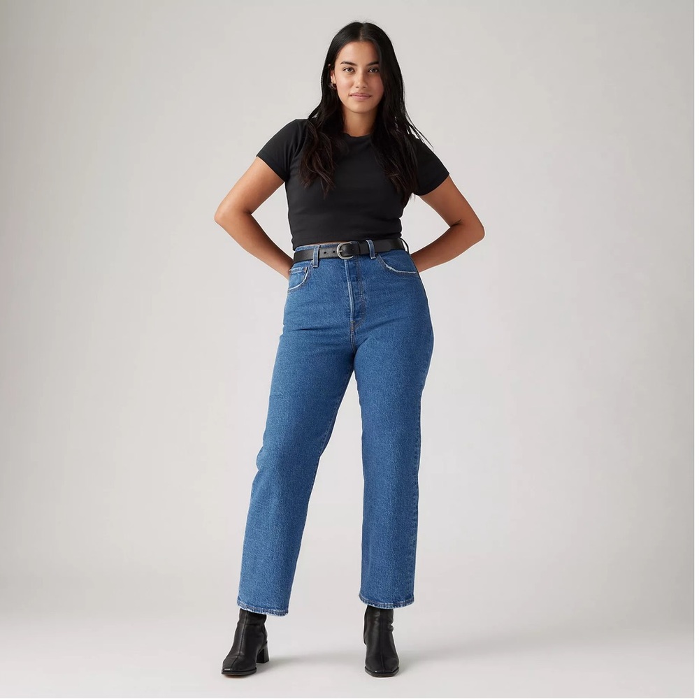 Levi’s Ribcage Straight Ankle Jeans